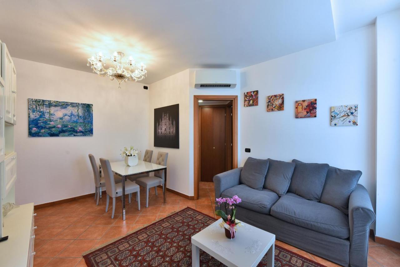 Pontaccio22 Apartment- Brera Centro Storico Милано Екстериор снимка